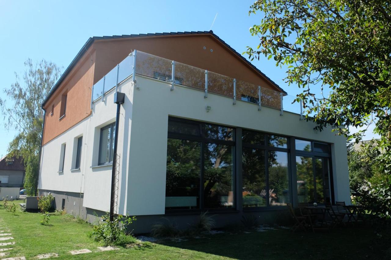 Penzion Pod Brezami** Nitra Exteriér fotografie