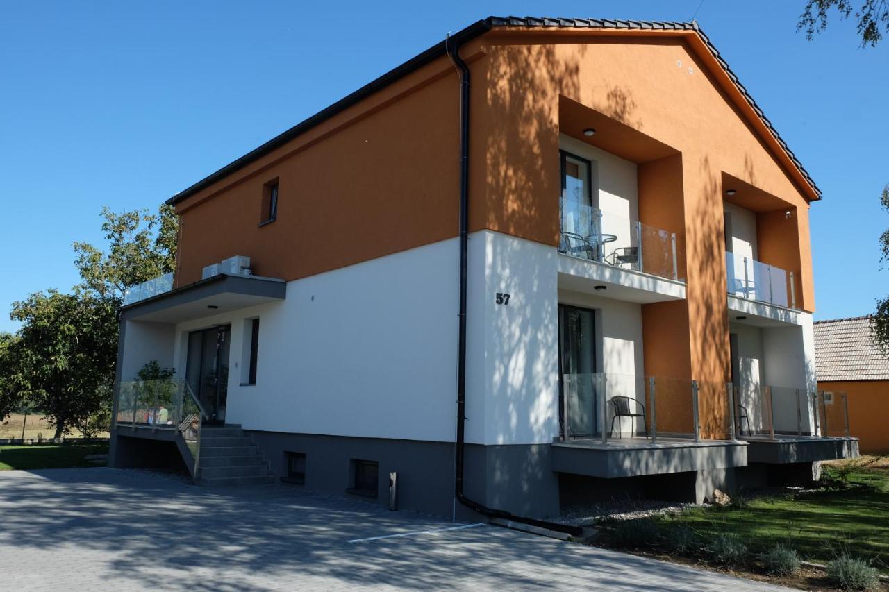 Penzion Pod Brezami** Nitra Exteriér fotografie