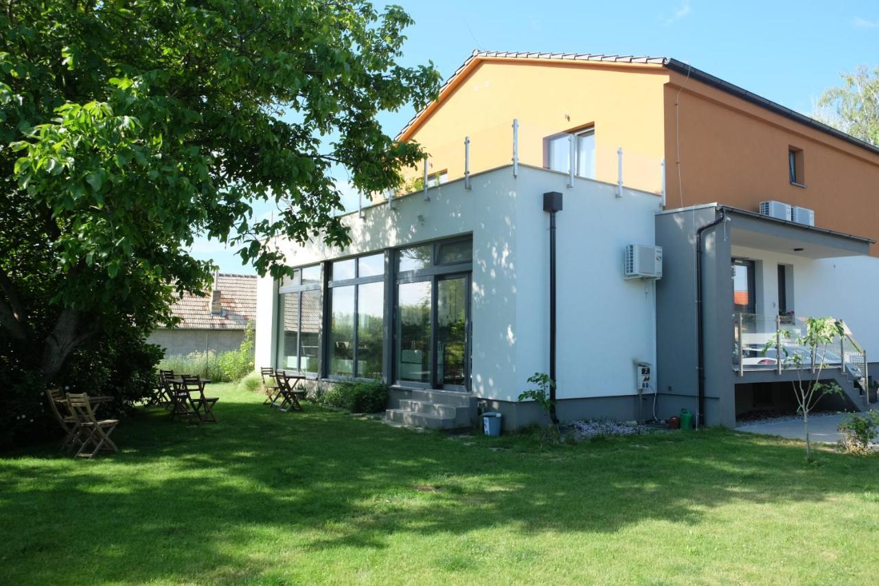 Penzion Pod Brezami** Nitra Exteriér fotografie